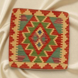 Kézi készítésű párnahuzat 45x45 Kilim párna