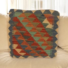 Keleti párna 45x45 kézi készítésű Kilim párnahuzat