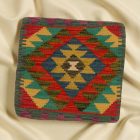 Kézi készítésű párnahuzat 45x45 Kilim párna