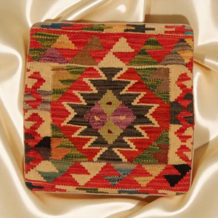 Kézi készítésű párnahuzat 45x45 Kilim párna