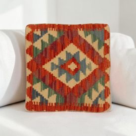 Kézi készítésű párnahuzat 40x40 Kilim párna